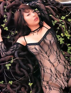 busty