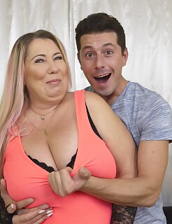 busty,bbw,toys