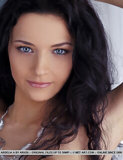 amateur,busty,natural