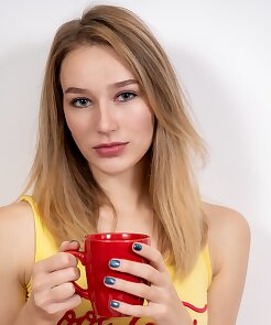busty,sexy,natural