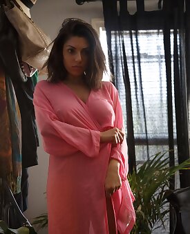 busty,private,amateur