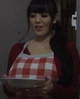 busty,older,natural
