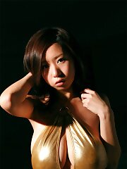 busty
