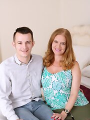 busty,toys,housewife