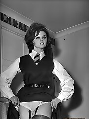 busty,sexy,retro