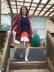 milf,outdoor