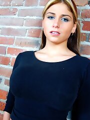 amateur,busty