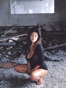 busty
