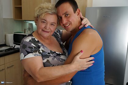 granny,toys,housewife