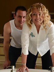 busty,mom,wife
