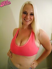 busty,blonde,milf