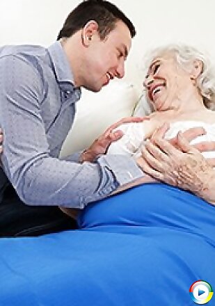 granny,hairy