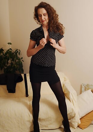 brunette