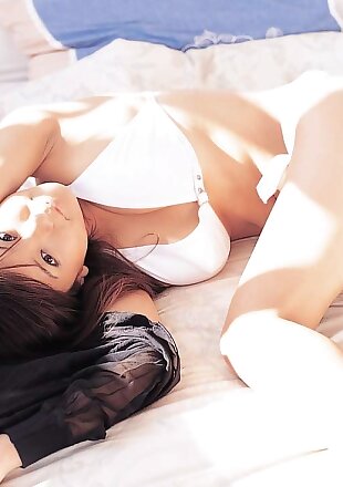 busty