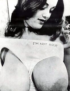 busty,retro,vintage