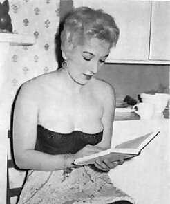 busty,retro,vintage