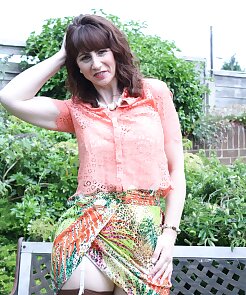 milf