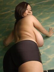 busty