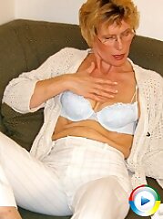 toys,housewife,blonde